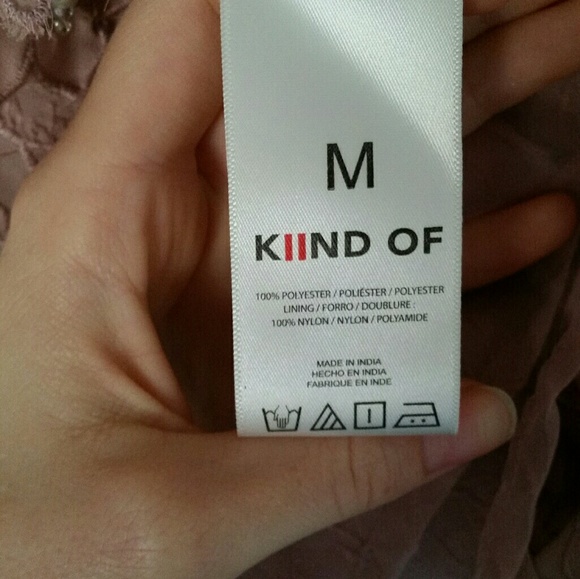 Kiind Of Blouse - Picture 6 of 8